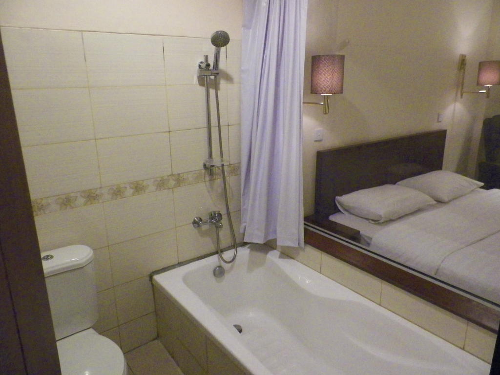 Excellent Seven Boutique Hotel Bandung Habitación foto